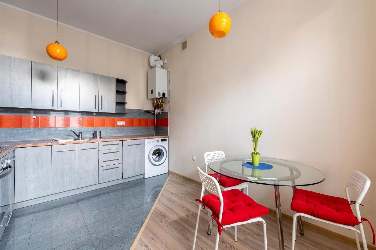Essence Of Lodz-145M!Central-Secured-Comfy18Ppl!&Freeparking Exterior photo