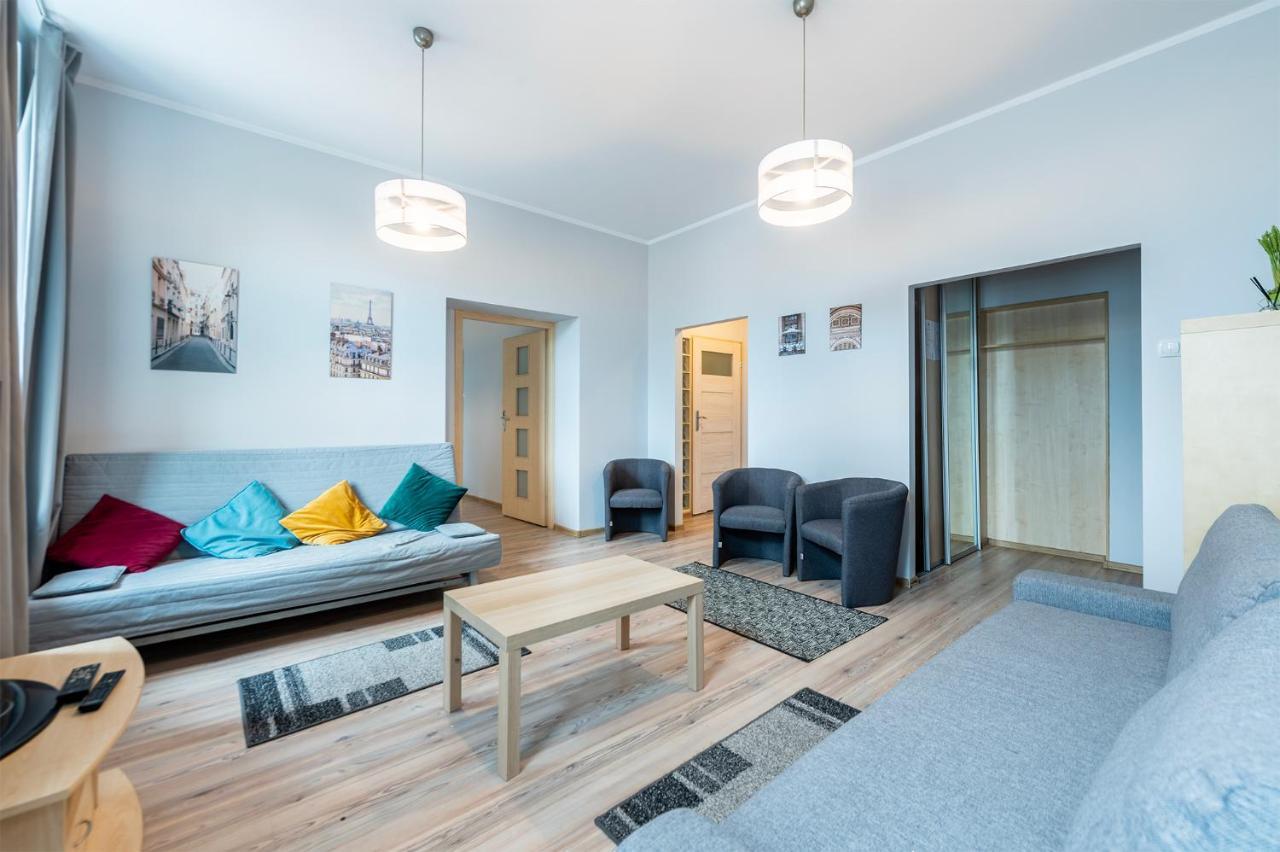 Essence Of Lodz-145M!Central-Secured-Comfy18Ppl!&Freeparking Exterior photo