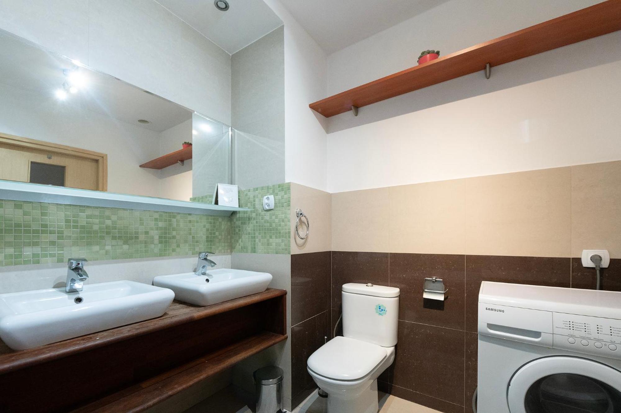 Essence Of Lodz-145M!Central-Secured-Comfy18Ppl!&Freeparking Exterior photo