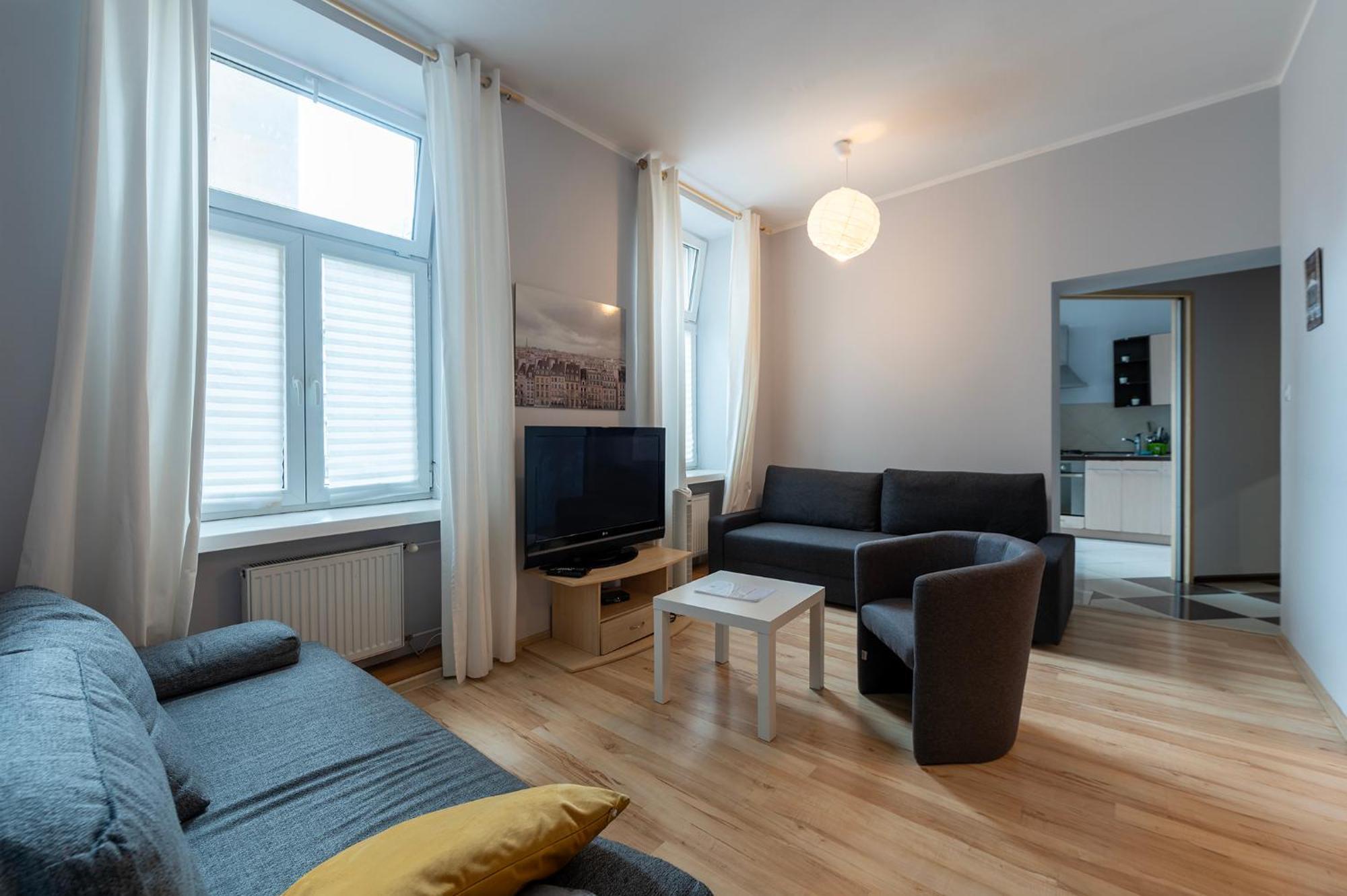 Essence Of Lodz-145M!Central-Secured-Comfy18Ppl!&Freeparking Exterior photo